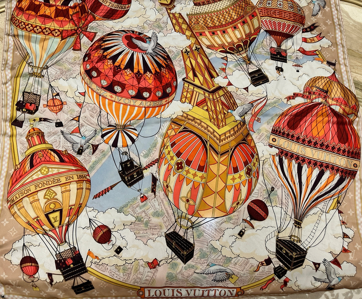 LV Balloons Voyage