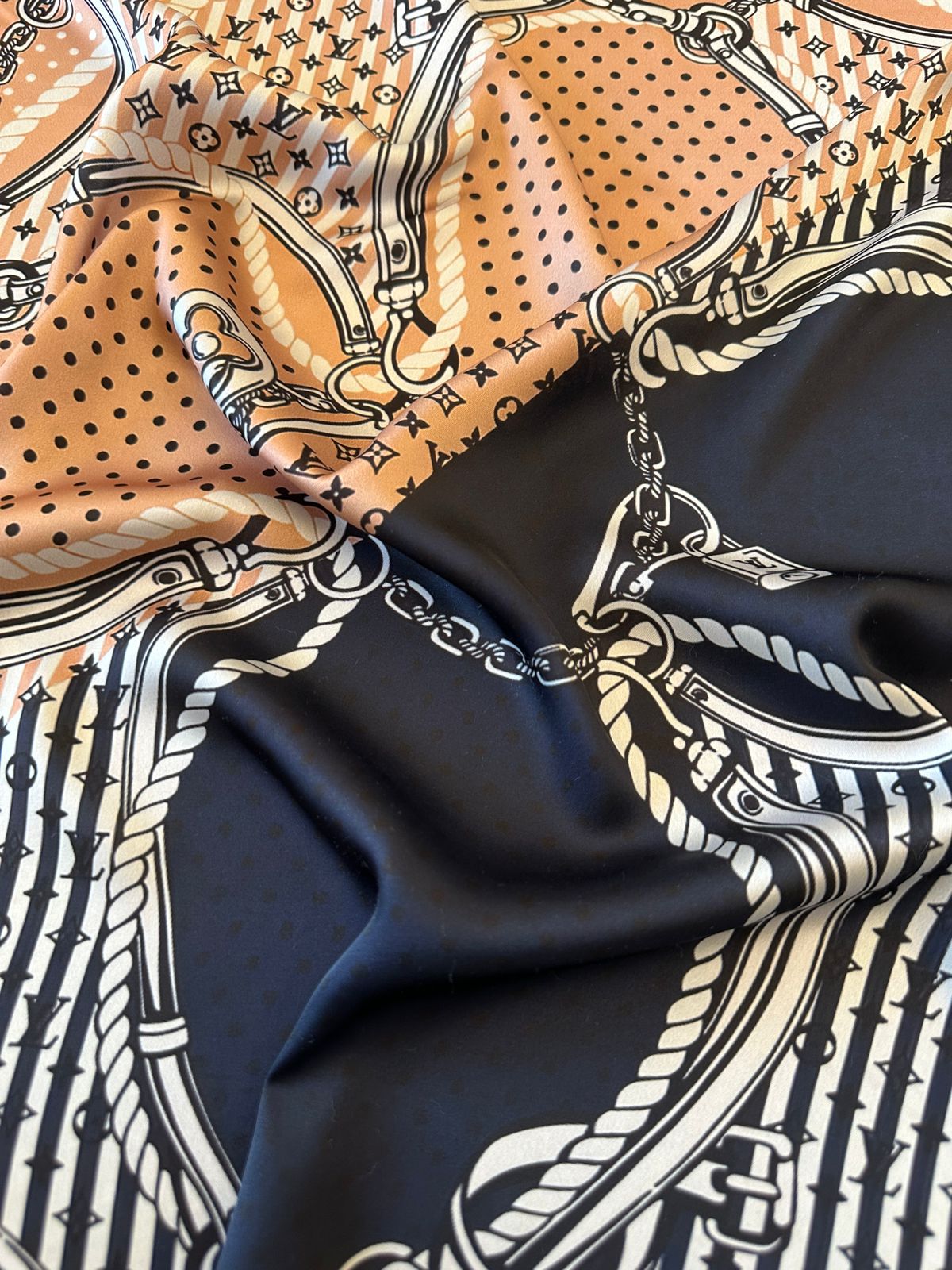 LV Sand & Silk